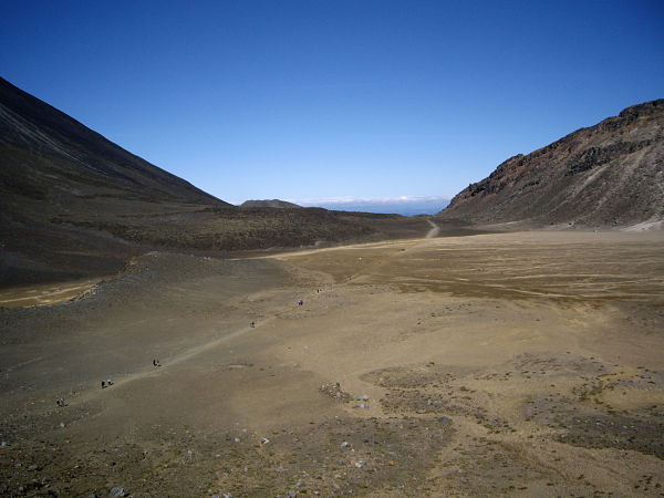 Tongariro Alpine Crossing Soda Springs To South Crater