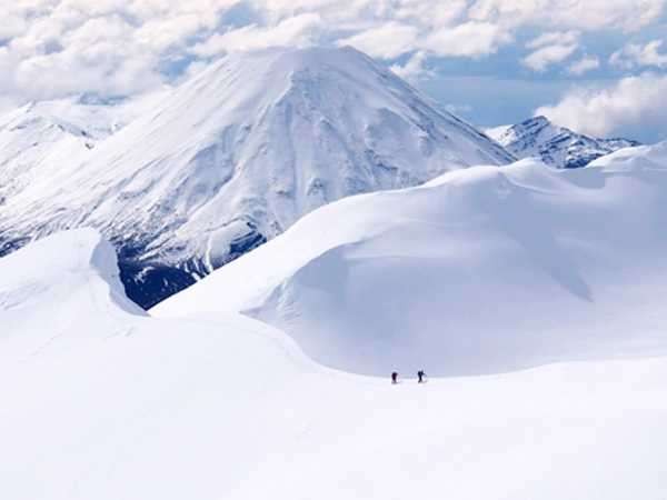 Tongariro Alpine Crossing - Adrift Tongariro Guiding, 