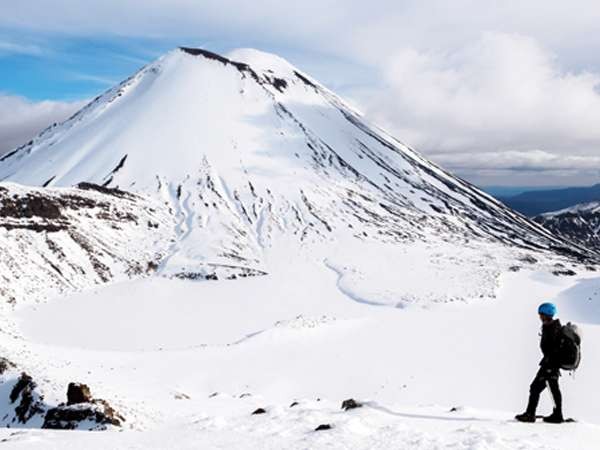 Tongariro Alpine Crossing - Adrift Tongariro Guiding,